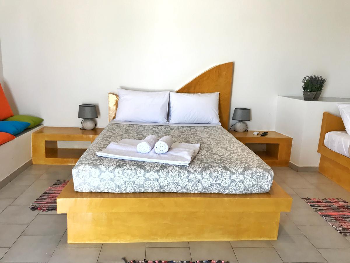Aquarius Hotel ฟิรา ภายนอก รูปภาพ
